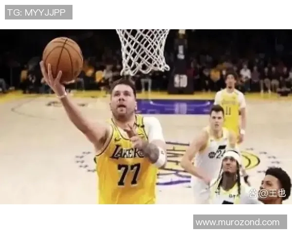 东契奇手感火热 超远三分手起刀落