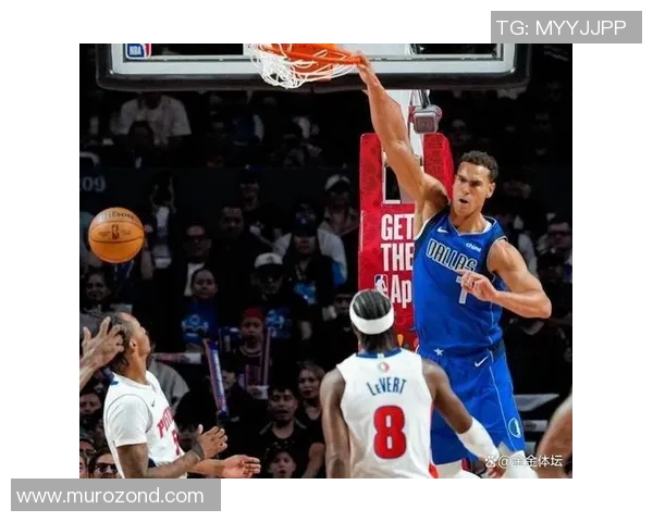 杜伦21+11统治内线 活塞三节领先步行者18分