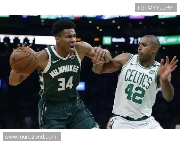 霍福德老而弥坚，篮下大帽惊艳全场